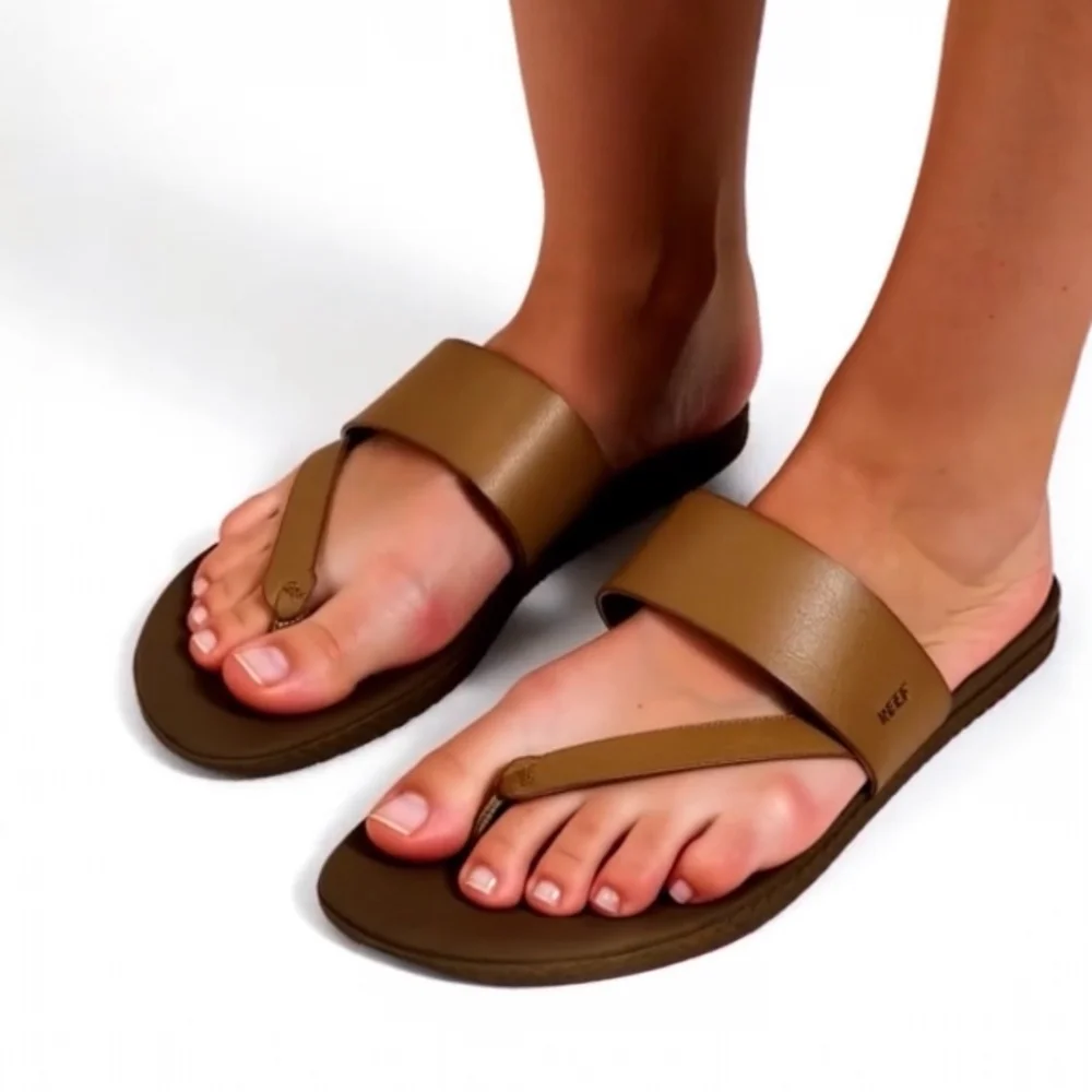 Reef Women’s Camel Brown Leather Slide Sandals Flats Size 9 New With Defect